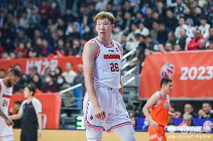 pg电子-广东2次送不菲现金哪来的钱？媒体人：卖周琦的600万太耐花了