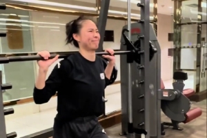 pg电子河南站-备战！王思雨晒训练视频：总决赛来了 经历伤病后的一波痛苦面具