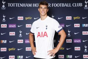 pg模拟器-罗马诺：热刺18岁中卫武什科维奇将租借加盟汉堡，无买断选项