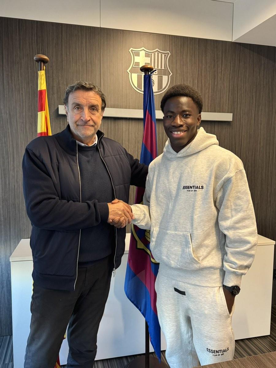 pg官网-官方：巴萨与15岁通卡拉就续约达成协议，将在球员16岁时生效