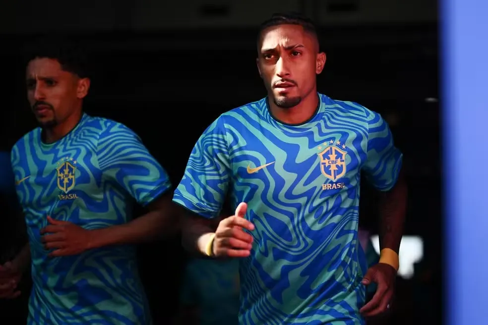 pg电子-利雅得新月求购拉菲尼亚，球员表态世界杯结束前不谈转会